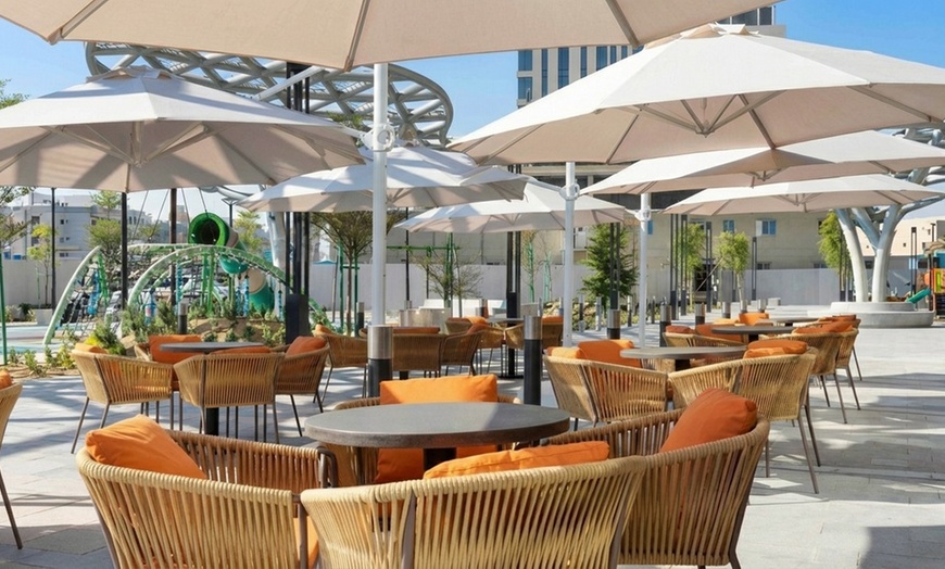 Image 3: Breakfast Buffet + Beverages & Pool Access for a Child, Up To 4 Adults