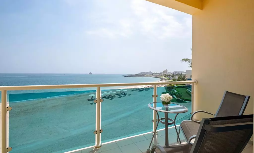 5* Fujairah: One Night Stay with Breakfast or Half Board