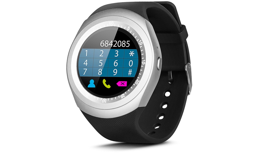 Image 2: Smartwatch con diseño deportivo