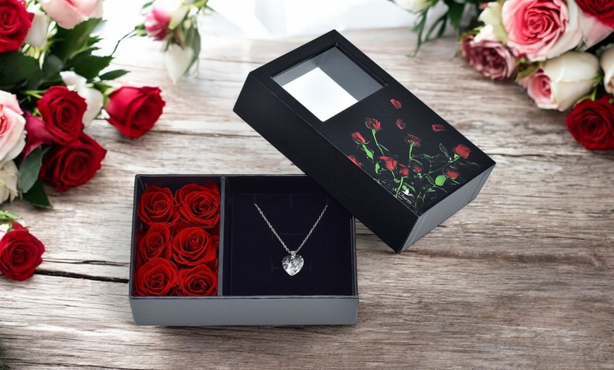 Image 1: Pendentif cœur avec roses éternelles de SC Crystal