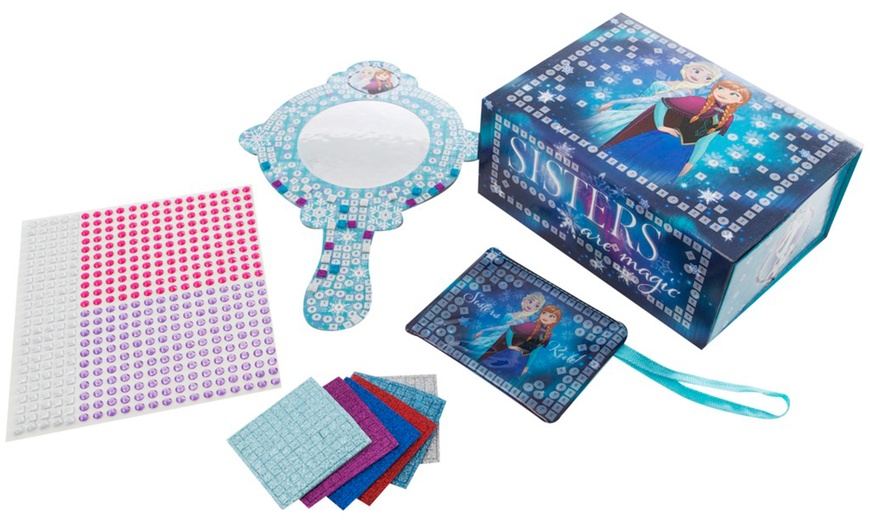 Image 2: Disney Frozen Vanity Set Craft Kit