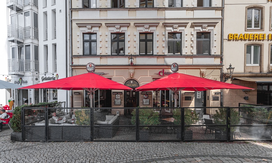 Image 9: Burger nach Wahl mit Pommes und Getränk für 1-4 Personen