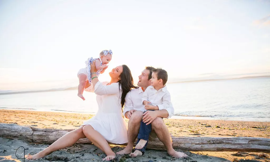 Up to 60% Off on Outdoor Photography at Ionescu Photography - Second Medium