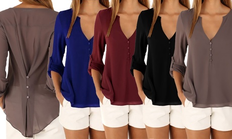 1 o 2 camicette da donna con bottoni disponibili in 4 colori e 4 taglie