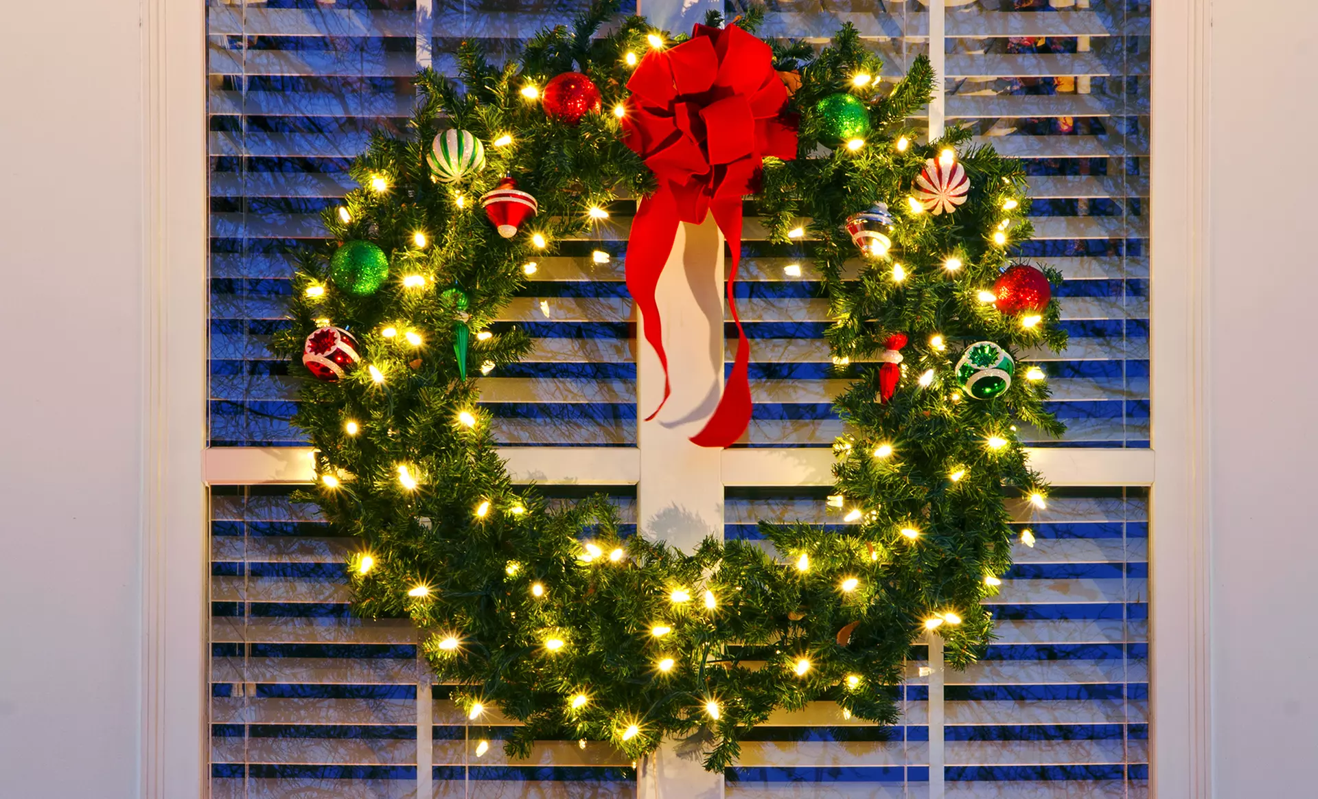 LITEUP50 LED Solar String Lights with Clip-On Panel (2-Pack) - Primary Image