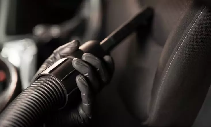 Innenreinigung & Außenreinigung od. Politur mit Versiegelung & Schutz