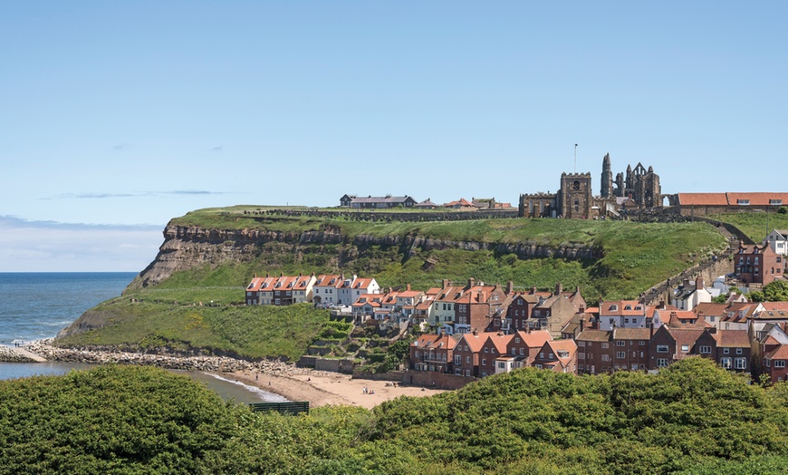 Image 2: Whitby: Double Room with Breakfast