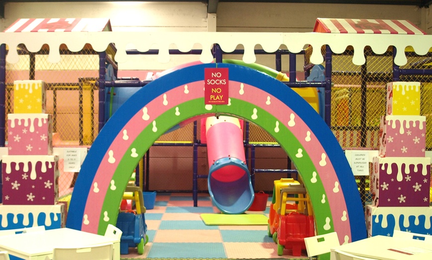 Image 1: Kids' Indoor Play Centre Entry