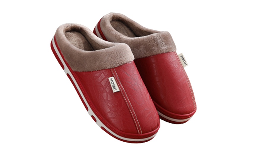 Image 7: Plush Waterproof Faux Leather Slippers