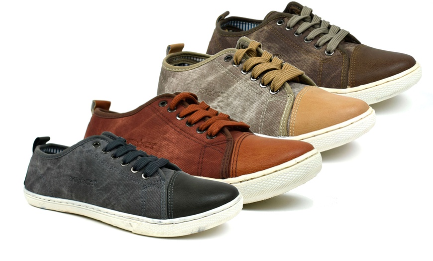 Image 1: Men's Lightweight Casual Sneakers