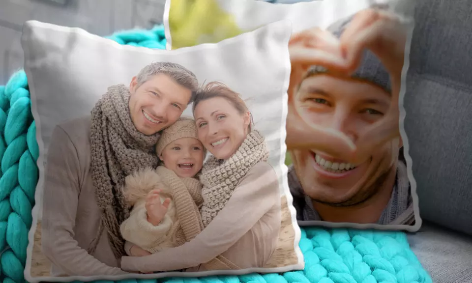 Fotokissen mit Glanz oder Matt (bis zu 81% sparen*) - Primary Image