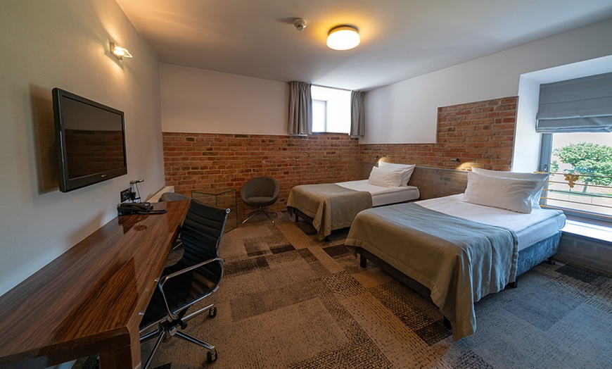 Image 6: Gdansk: Double Room with Breakfast