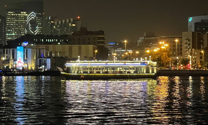 Image 3: Creek Glass cruise: Child, Adult at Oasis Palm Floating Restaurant