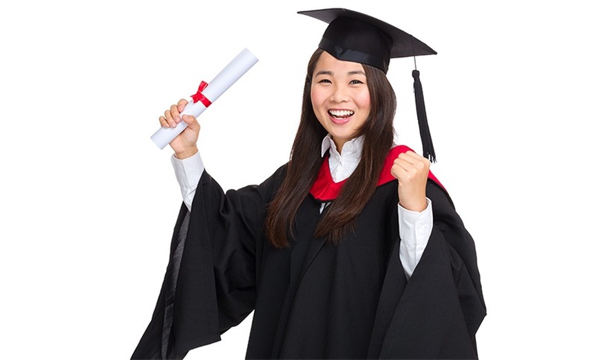 Image 1: Graduation Photoshoot