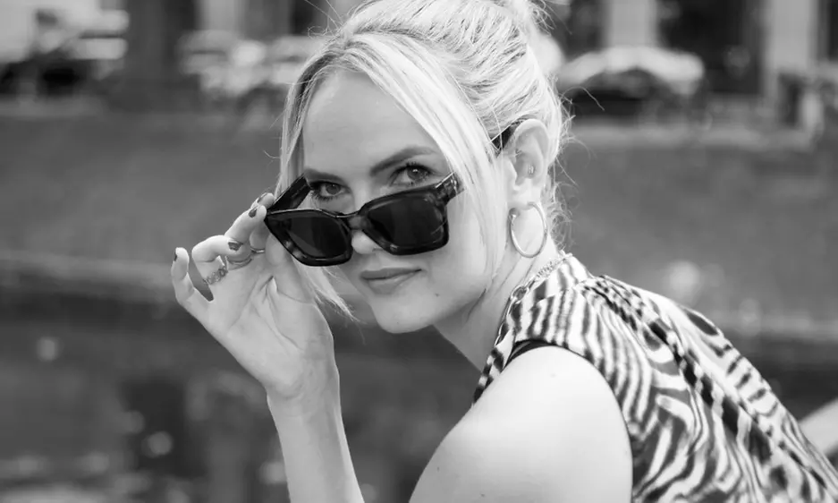 60 Min. Outdoor Street Porträt Fotoshooting auf der Kö für 1 Person