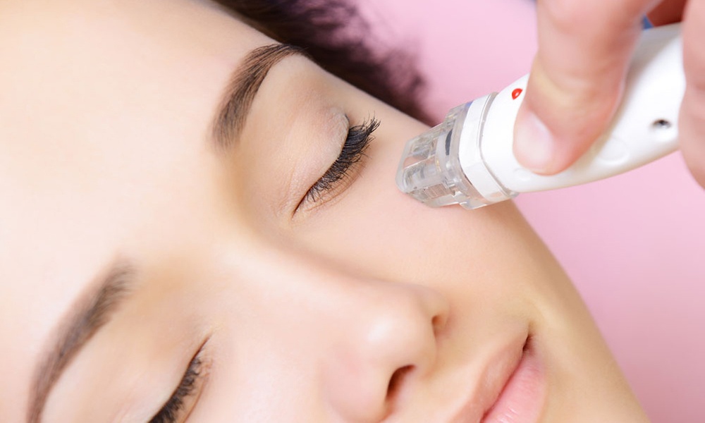 Up to 64% Off HydraFacial at Perfect Look