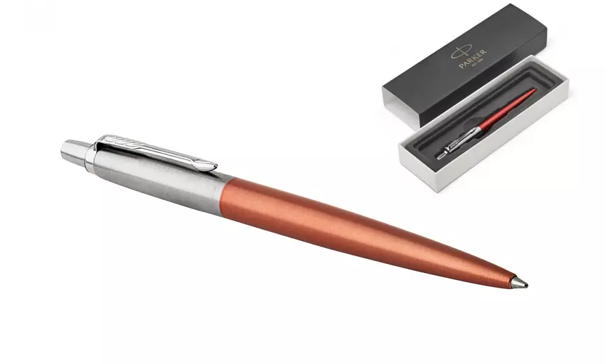 Image 6: Choice of Personalised Parker Pen