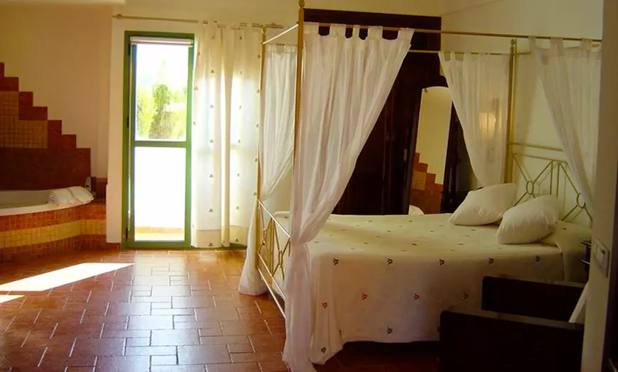 Image 4: Escapada a Almería con hotel 4*