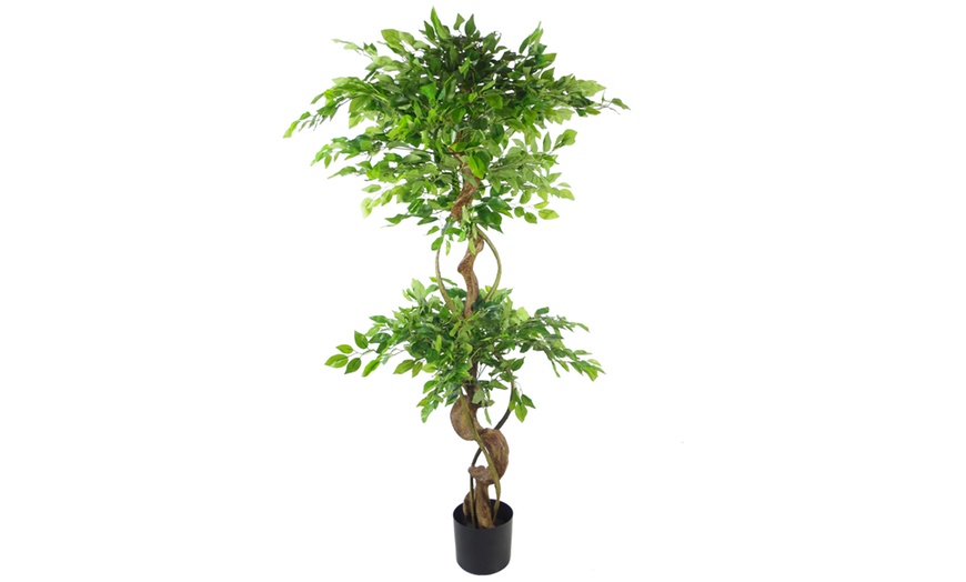 Image 6: Artificial Tree Range