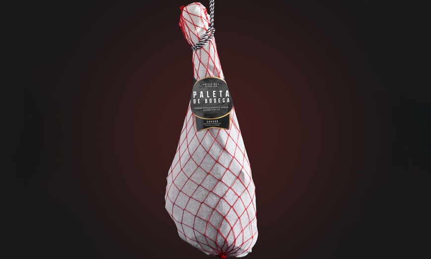 Image 6: Serrano Ham Set