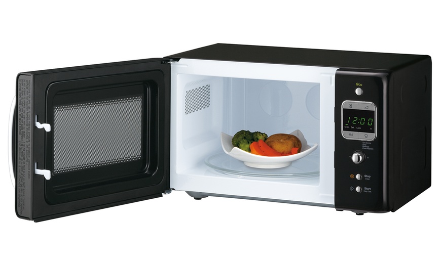 Image 11: Daewoo 800W Retro Microwave