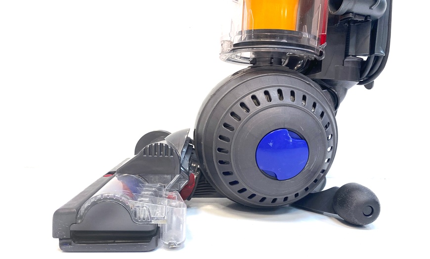 Image 4: Refurbished Dyson DC40 Multi-Floor Vacuum
