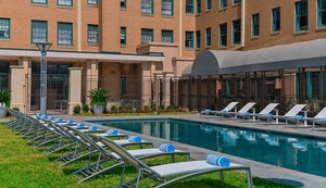 4-Star Art Deco Hotel with Modern Elegance in Uptown Dallas