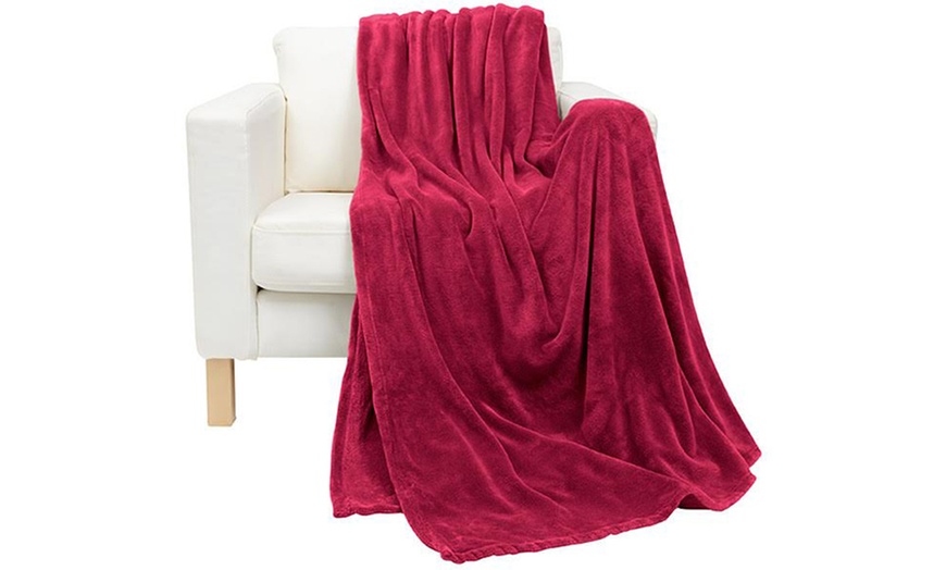 Image 6: King Size Fleece Blanket