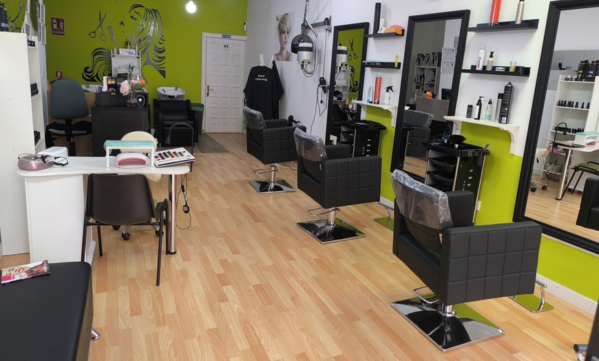 Image 2: Alisado de queratina con lavado y secado