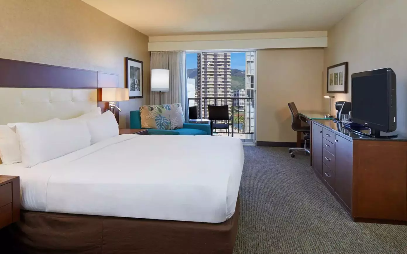 ✈ 4-Day Hawaii Vacation with Air from Great Value Vacations