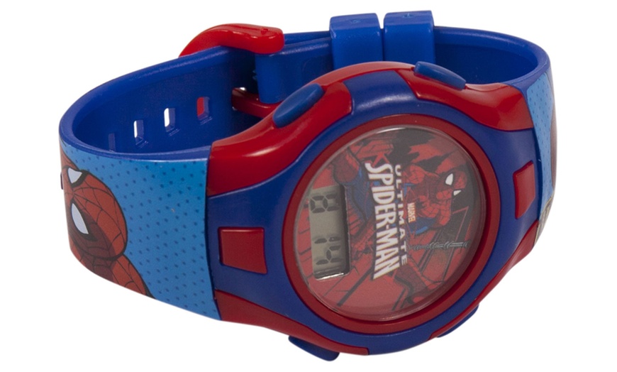 Image 4: Marvel Children's Digital Watch 