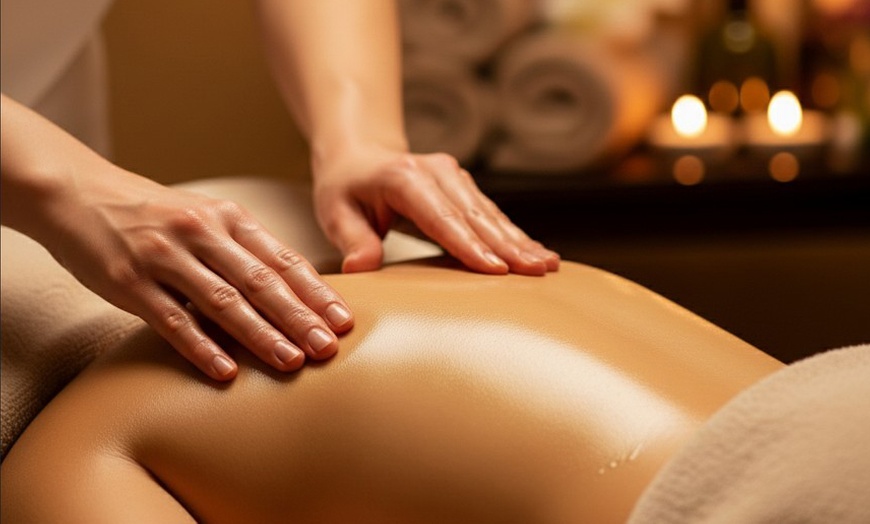 Image 2: Head spa de 40 minutes ou massage bien-être de 60 minutes