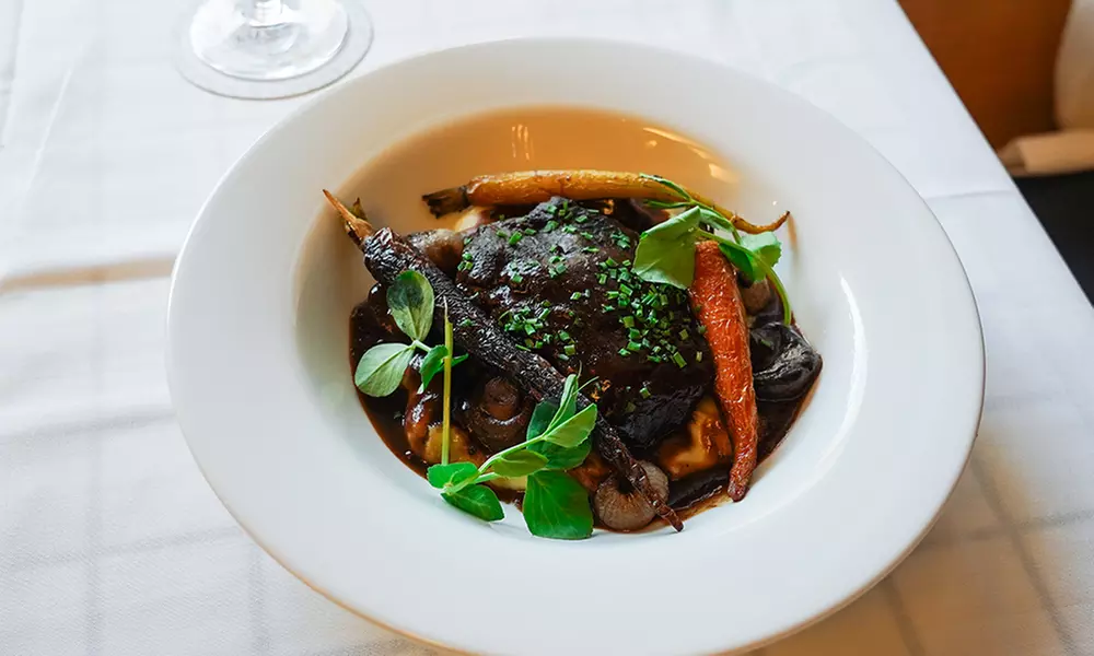 Exceptional Cuisine Winner: 3-Course Australian Meal with Wine / Beer