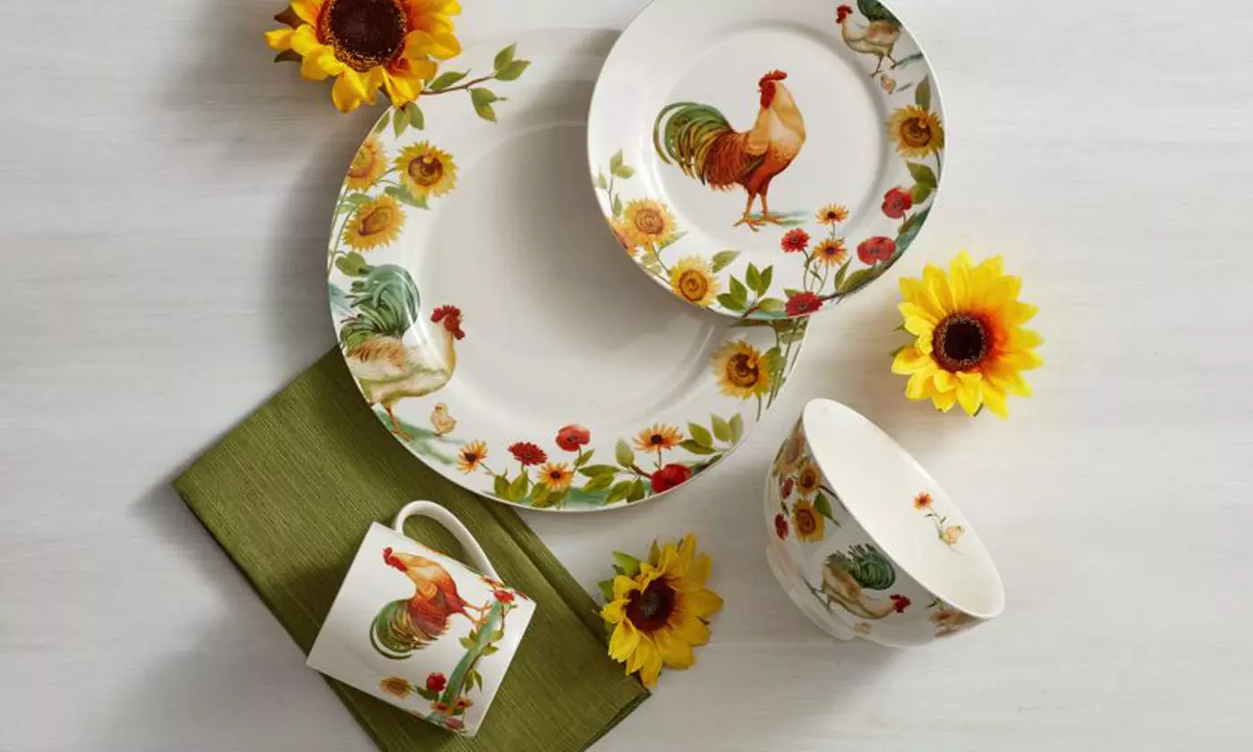 Pfaltzgraff Rooster Meadow Dinnerware Set (16-Piece) - Image 2