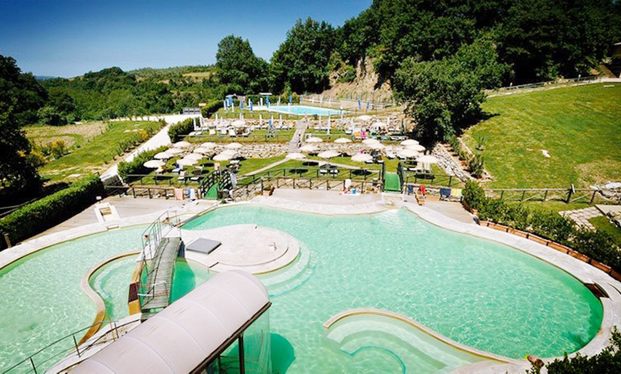 Image 25: Percorso con piscine, massaggi, lunch o cena alle Terme di Sorano