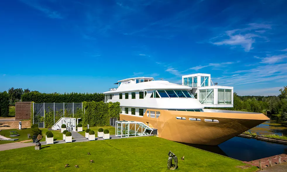 Wellnessboot: Doppelzimmer mit Frühstück, Welcome Drink und opt. mit Wellness im 4* City Resort Hotel Mill Hotel - Primary Image