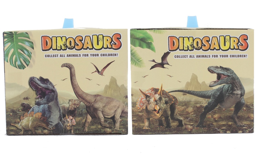 Image 7: Dinosaurs Play Set