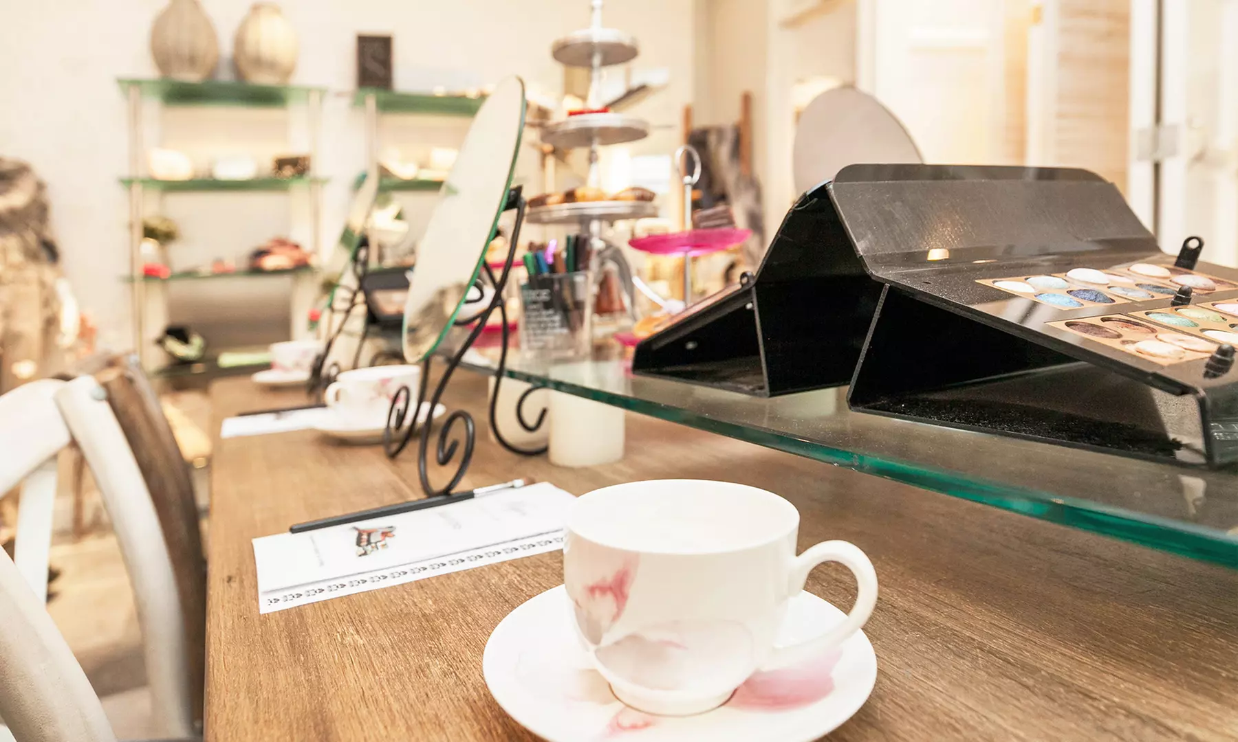 Kleuranalyse Workshop, Persoonlijke Styling & Make-Up Sessie