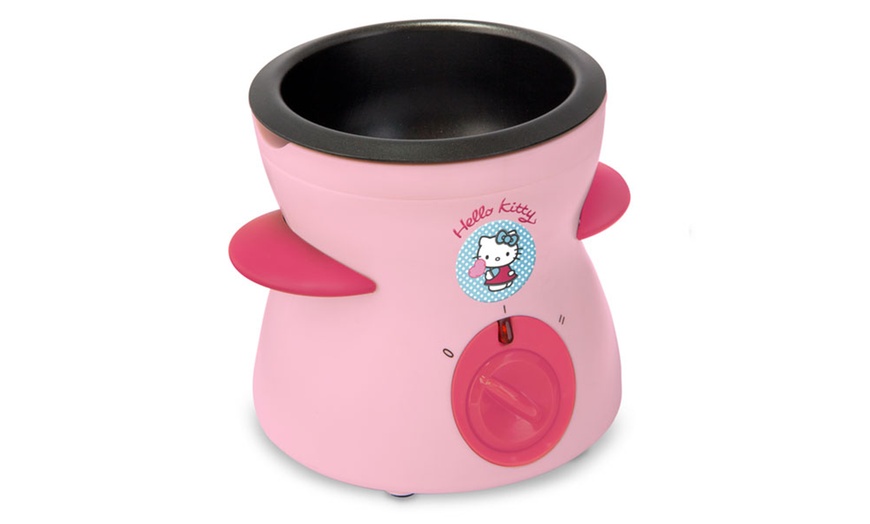 Image 2: Hello Kitty Chocolate Maker