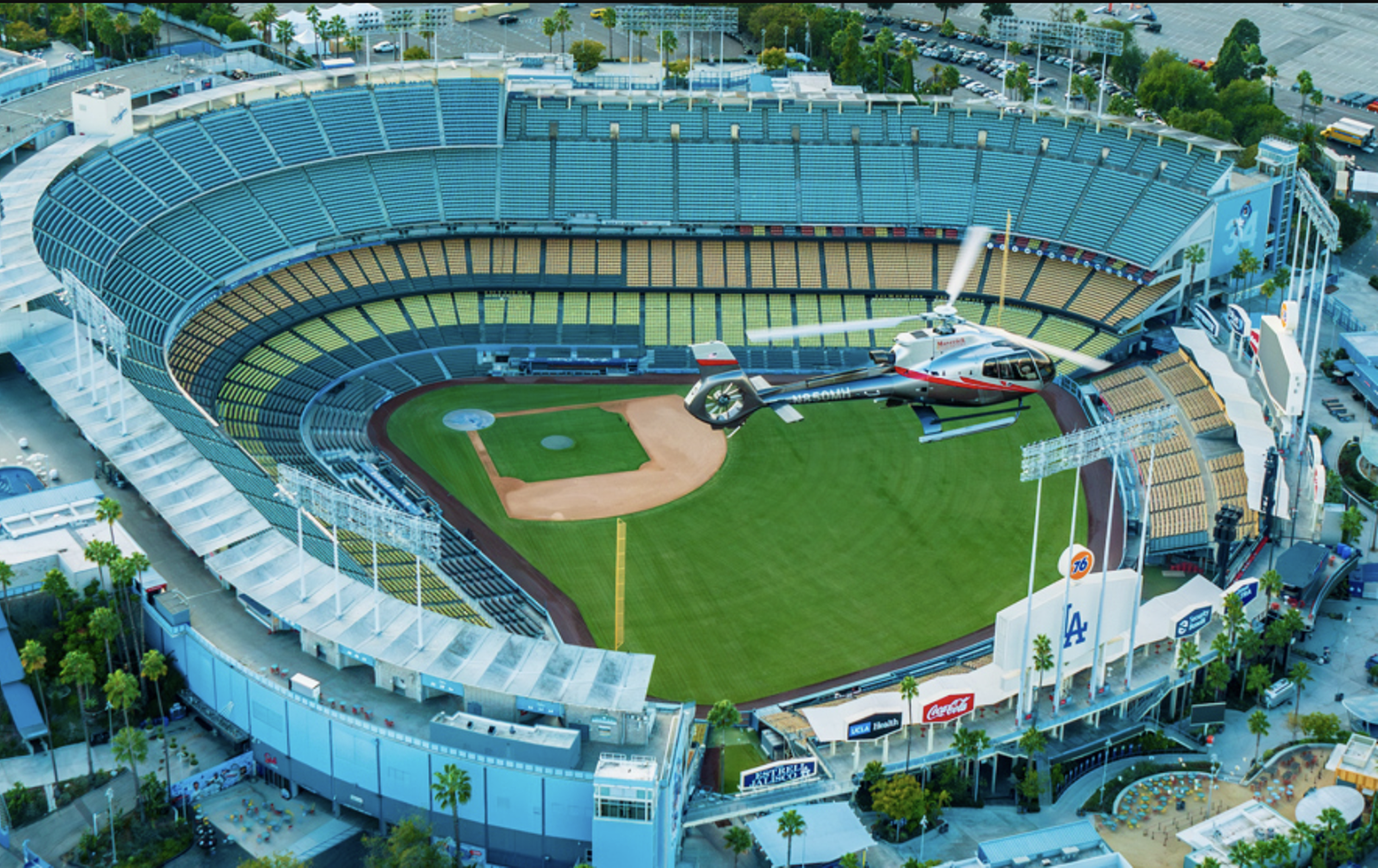 Hollywood and Beyond Heli Tour
