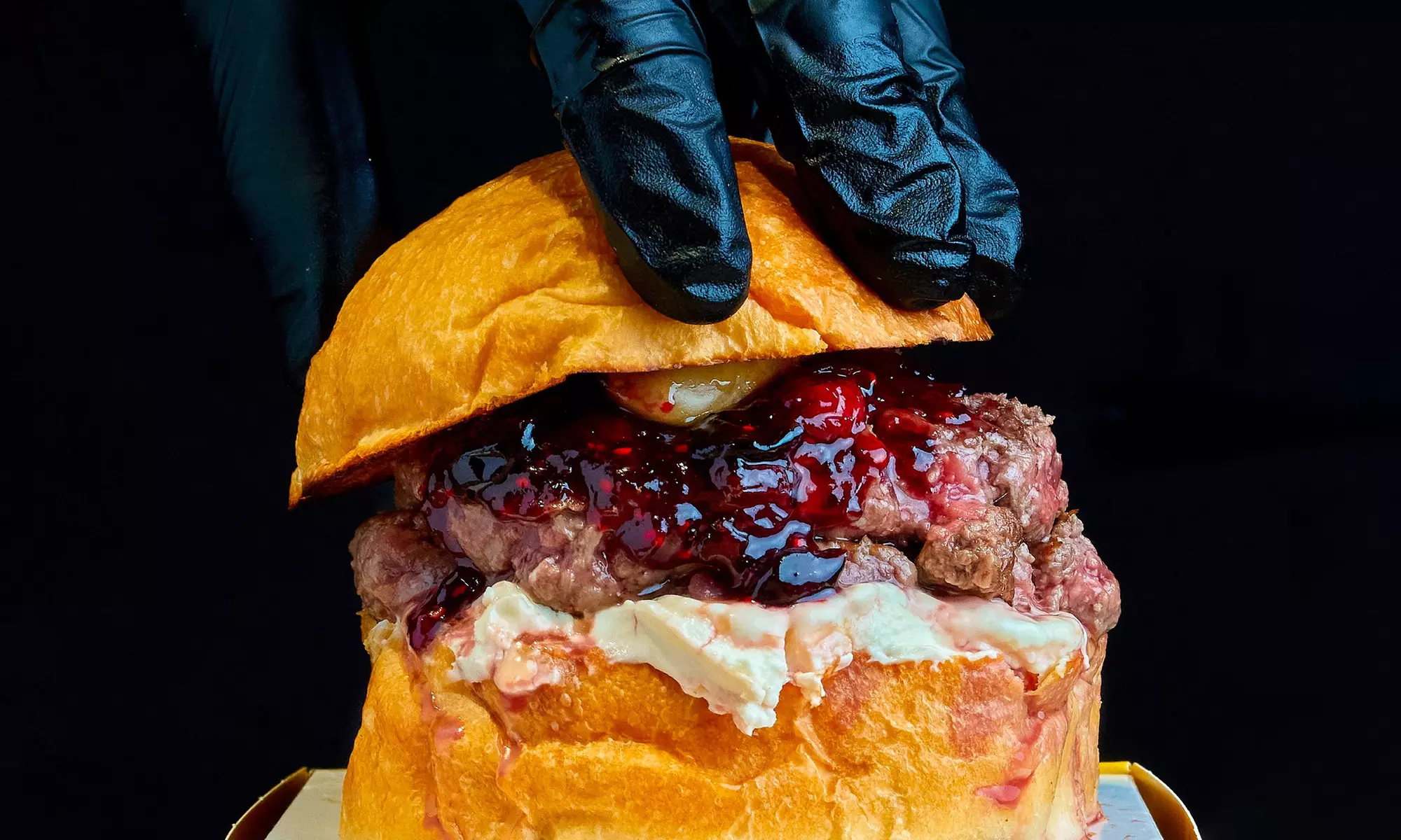 Menú de burgers a elegir con bebida, entrante y postre opcionales