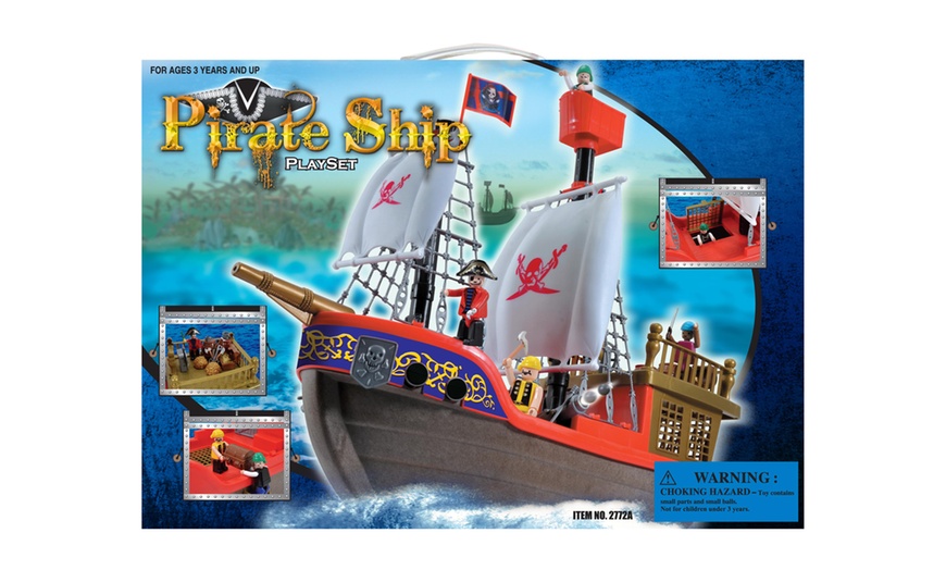 Image 4: Castle, Battle or Pirate Ship Playset