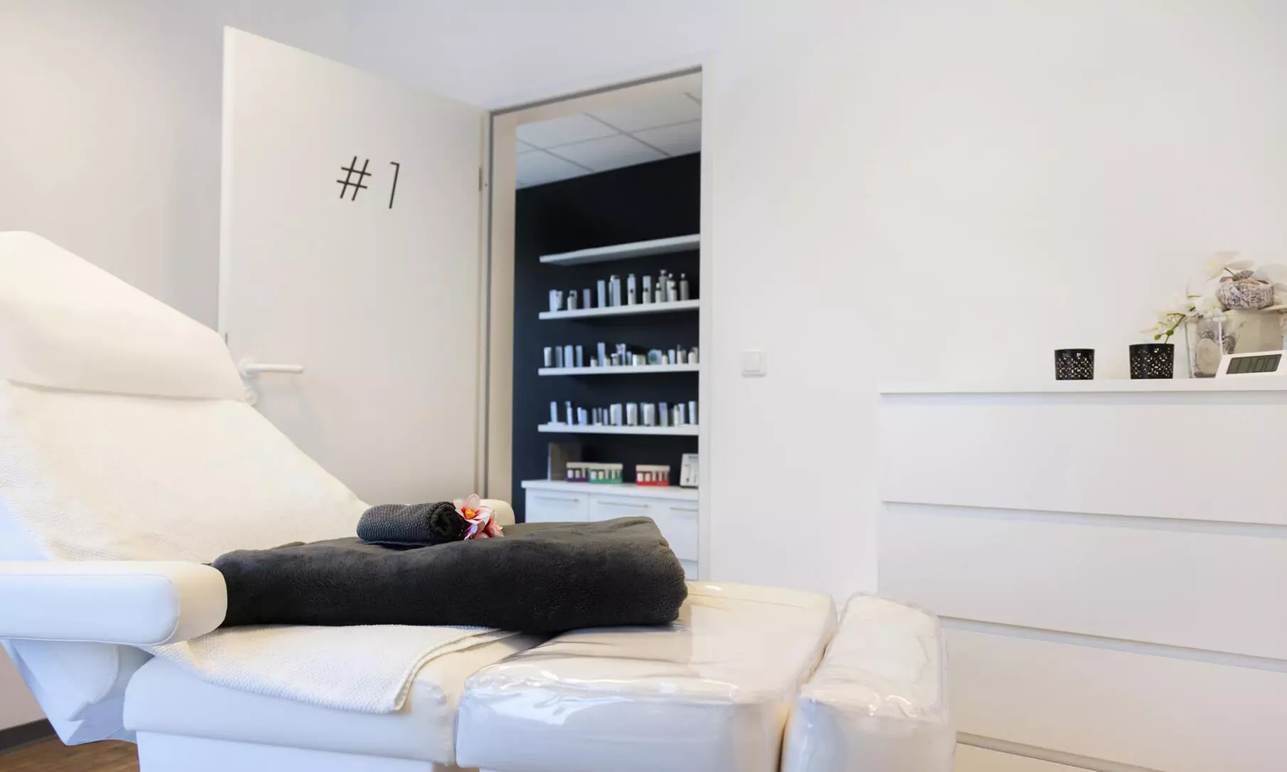 75-105 Min. Massage-, Pediküre- oder Wellness-Paket für 1 Person