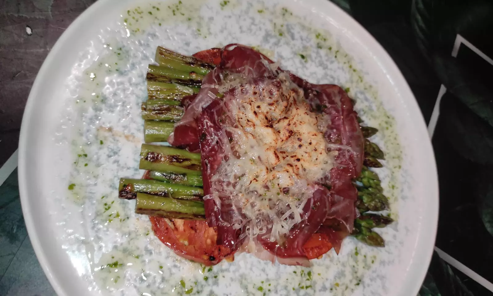 Menú degustación de 3 tiempos, postre y bebida para 2 o 4 personas