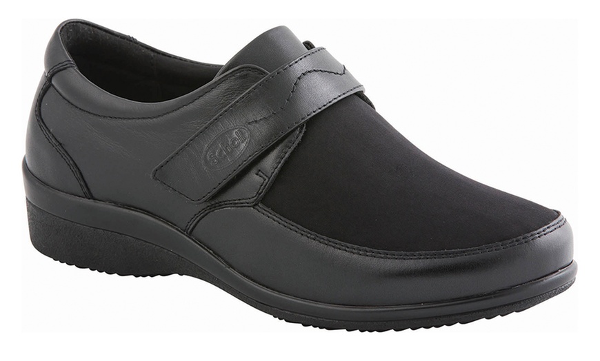 Image 12: Scholl Orthaheel Shoes