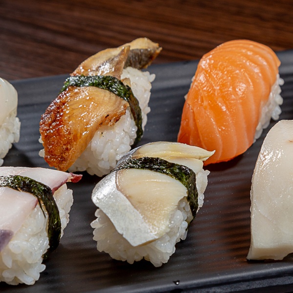 All You Can Eat Mit Sushi Grill Akino Sushi And Grill Bar Groupon