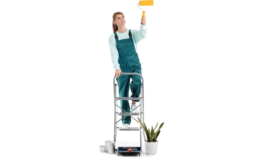 Image 4: Portable Non Slip Folding Ladder