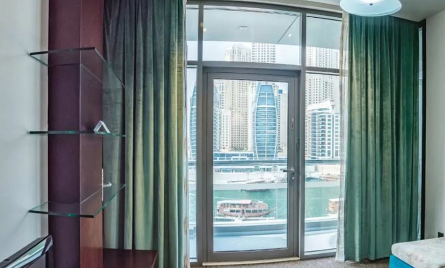 Image 4: Dubai: 1- or 3-Night Apartment Stay with Breakfast