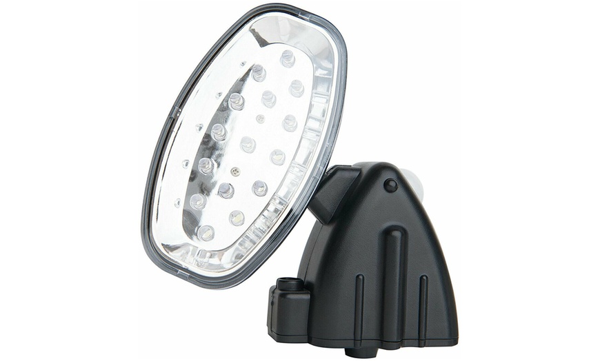 Image 3: LED Garden Solar Security Light