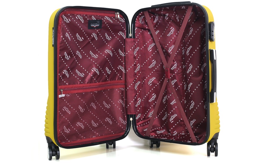 Image 16: Set of Three Suitcases